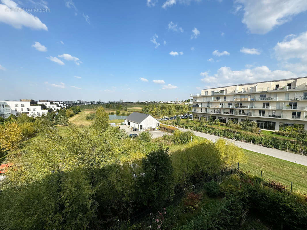 Appartement à BEZANNES