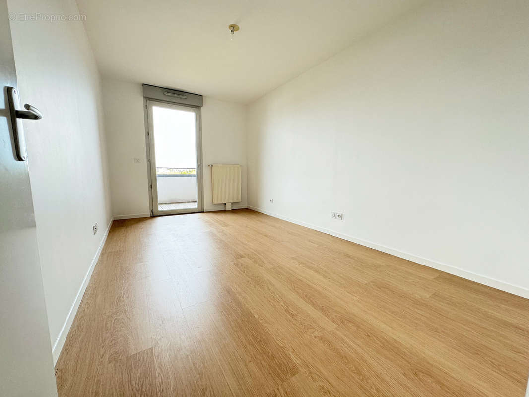 Appartement à BEZANNES