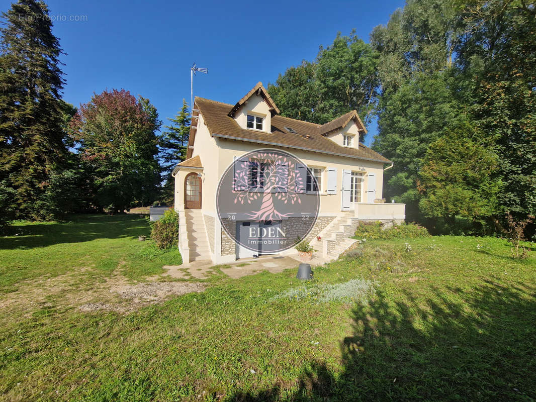 Maison à ANET