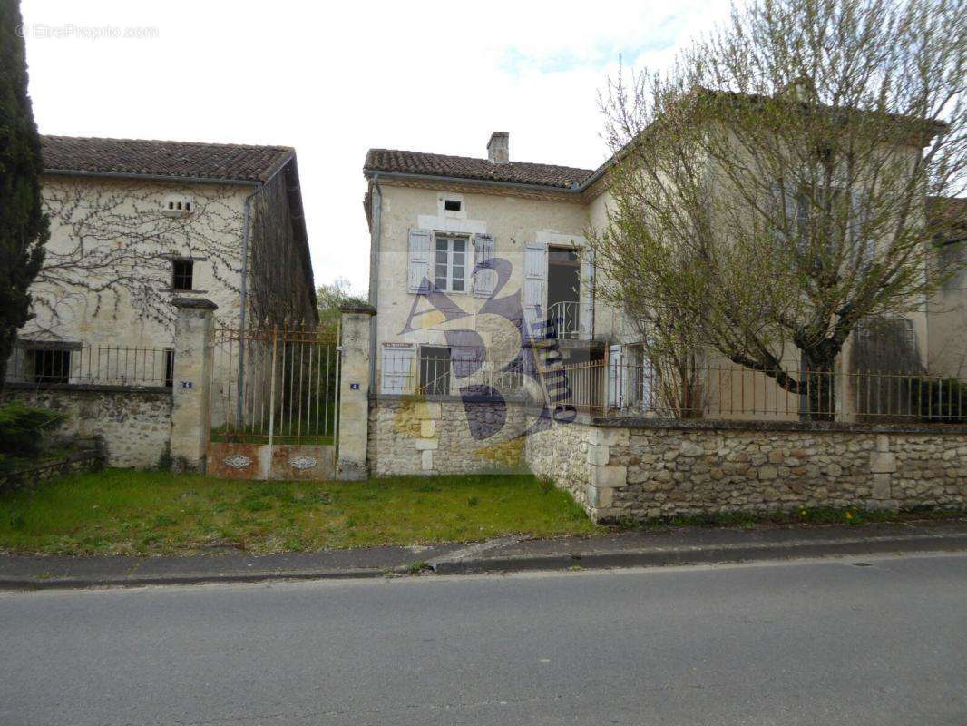 Maison à ANGOULEME