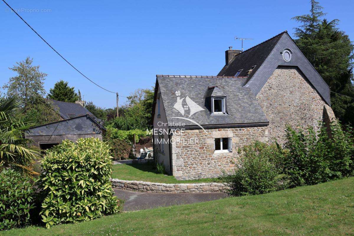 Maison à DINAN