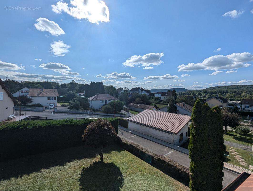 Maison à L&#039;ISLE-SUR-LE-DOUBS