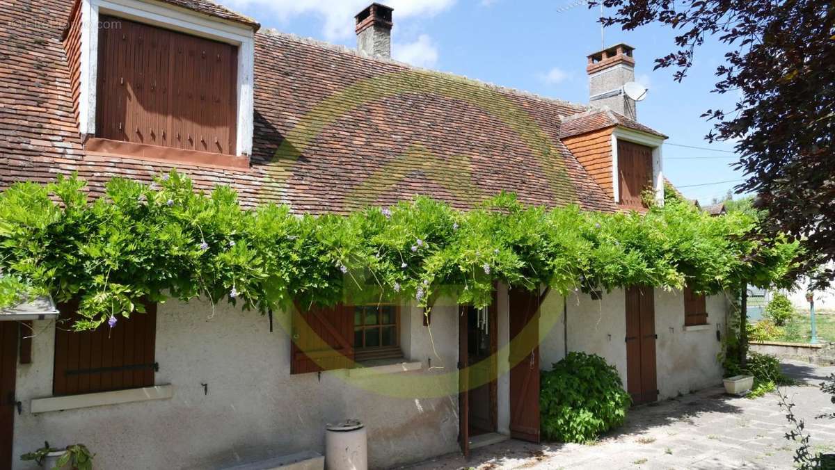 Maison à CHAMBOURG-SUR-INDRE