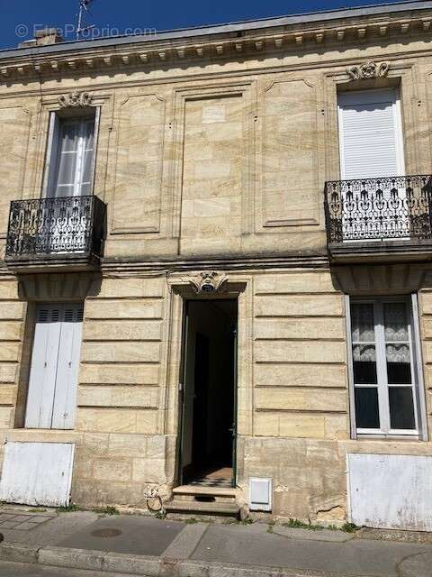 Appartement à BORDEAUX