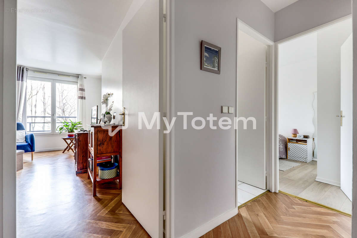 Appartement à LEVALLOIS-PERRET