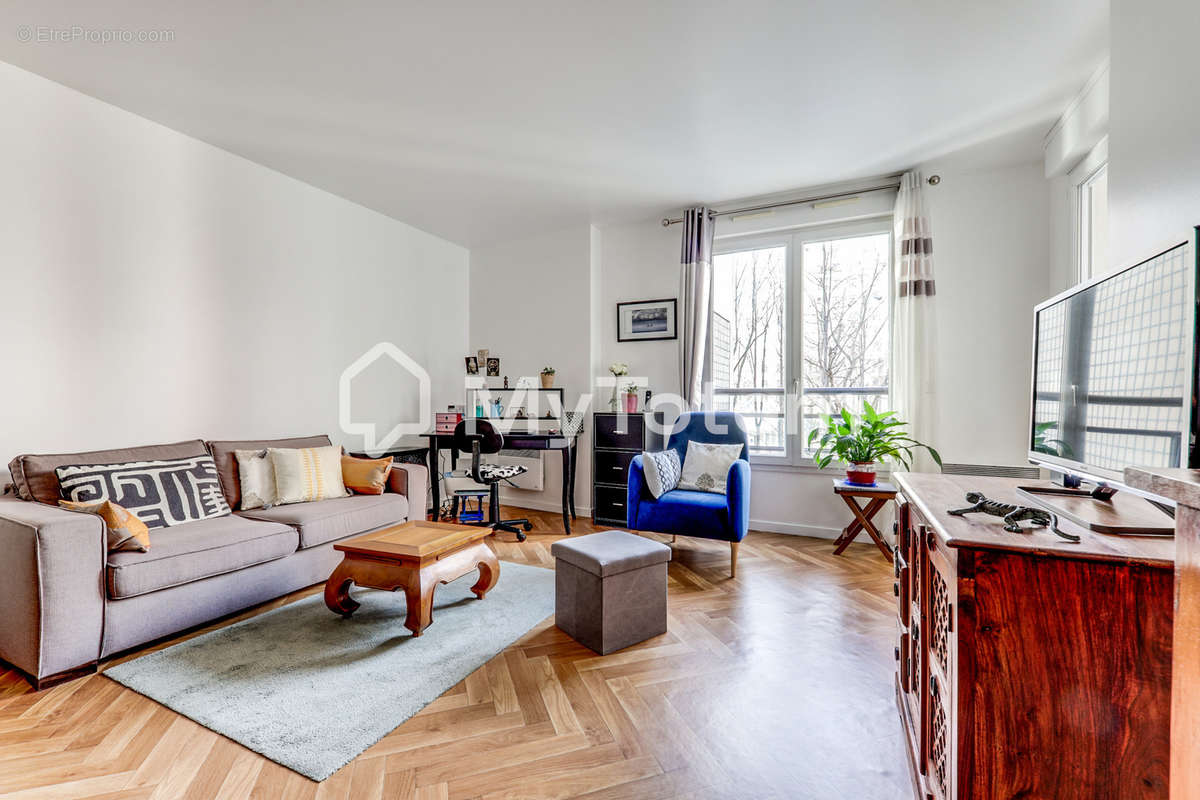 Appartement à LEVALLOIS-PERRET