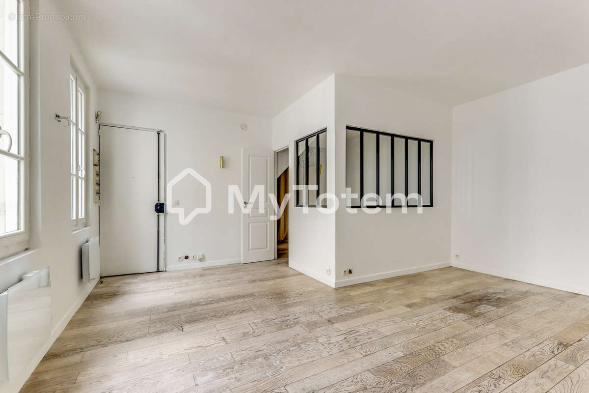 Appartement à LEVALLOIS-PERRET