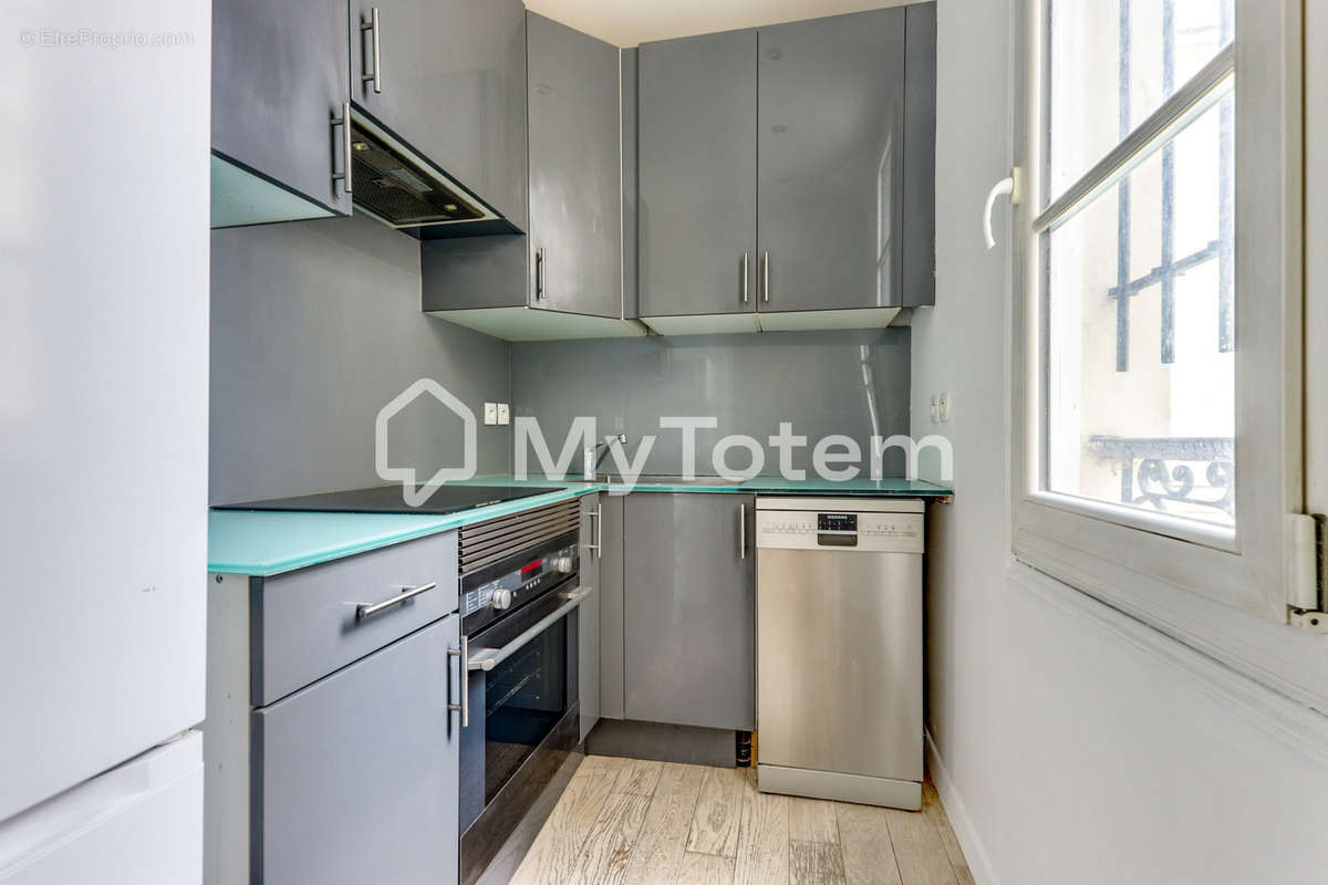 Appartement à LEVALLOIS-PERRET