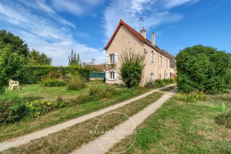 Maison à FONTAINES