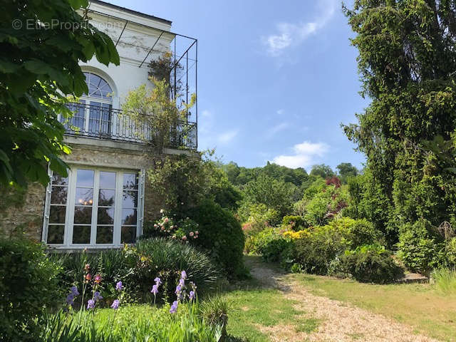 Maison à SAINT-GERMAIN-EN-LAYE