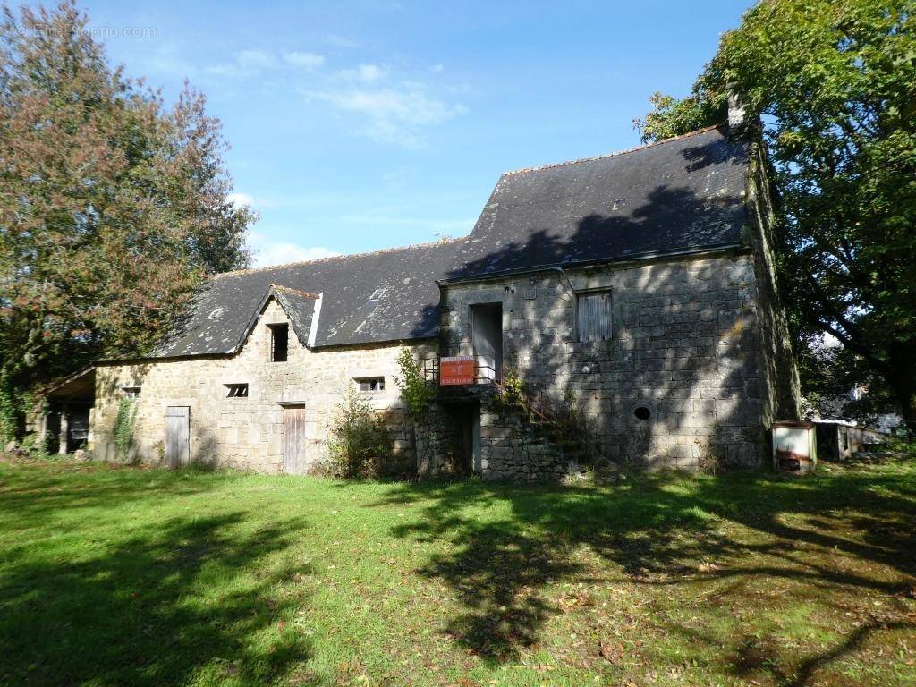 Maison à LOCMALO