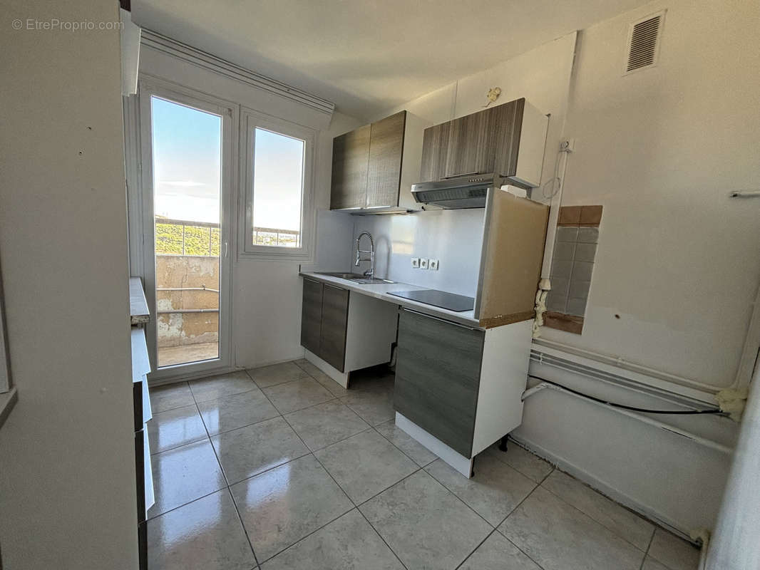 Appartement à MARSEILLE-15E