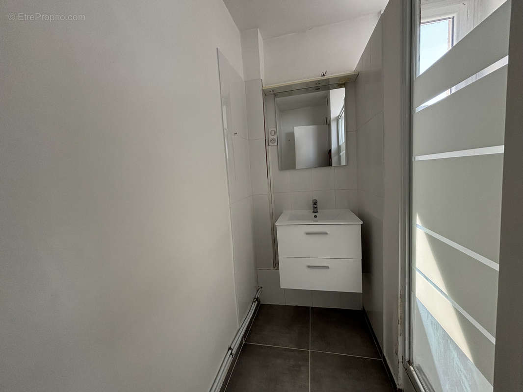 Appartement à MARSEILLE-15E