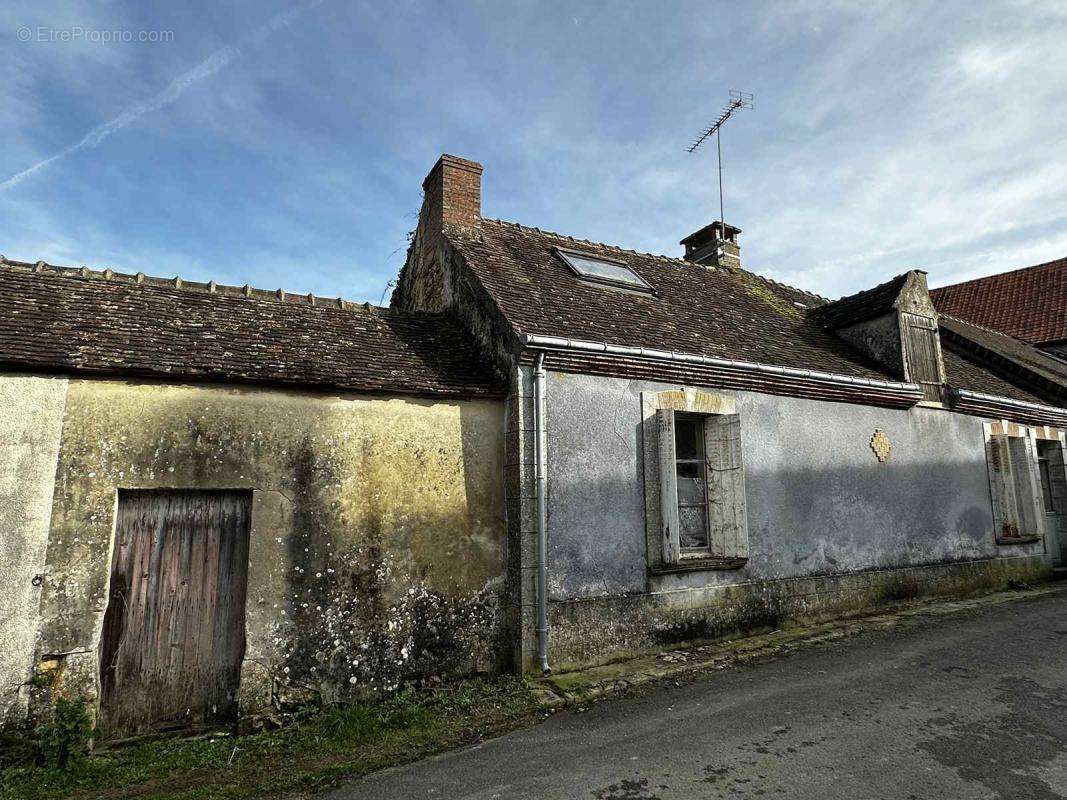 Maison à LE GUE-DE-LA-CHAINE