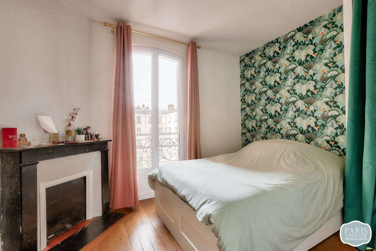 Appartement à LEVALLOIS-PERRET