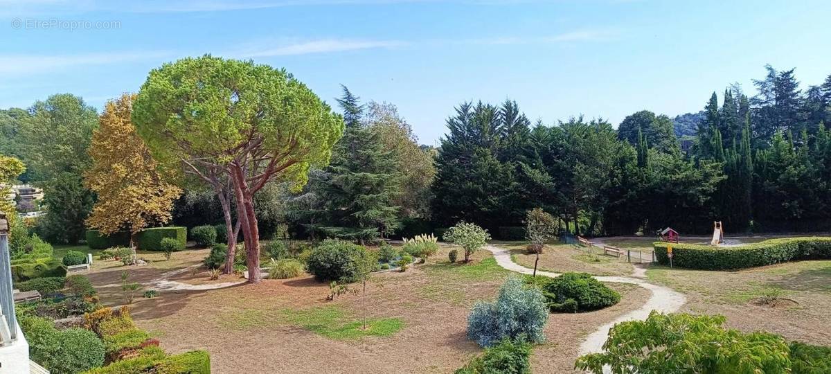 Appartement à VILLENEUVE-LOUBET