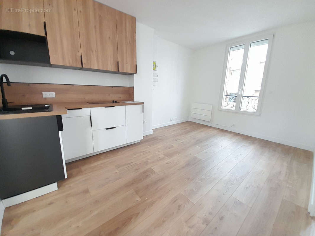 Appartement à PARIS-20E