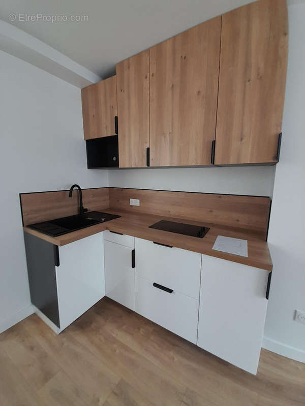 Appartement à PARIS-20E