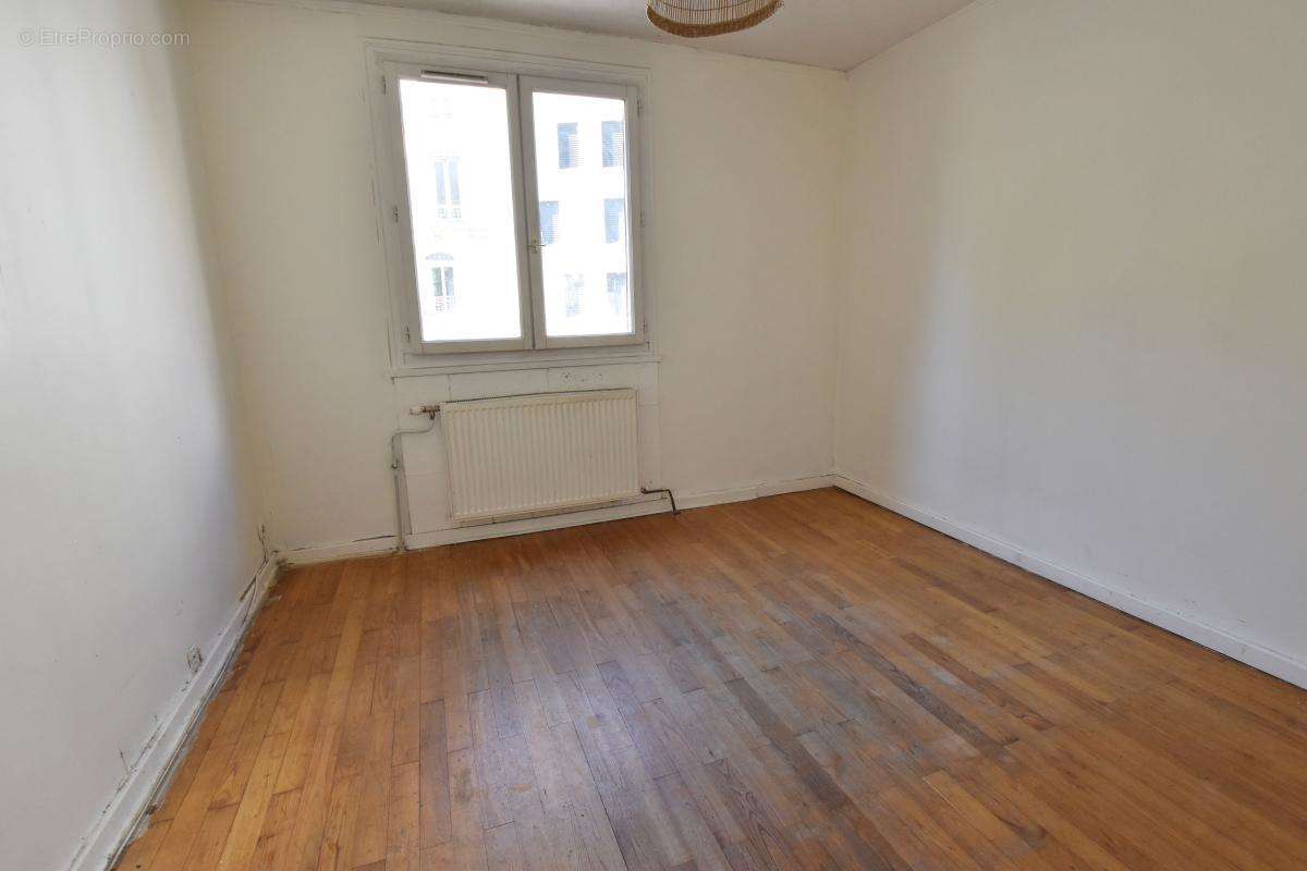 Appartement à LYON-8E