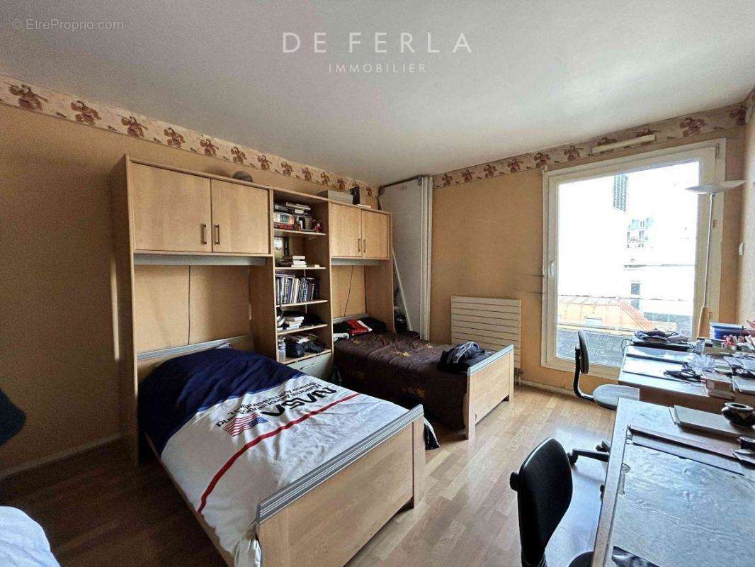 Appartement à PARIS-15E