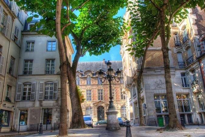 Appartement à PARIS-6E