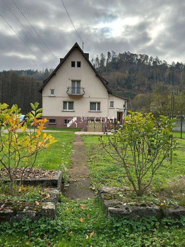 Maison à LUTZELBOURG