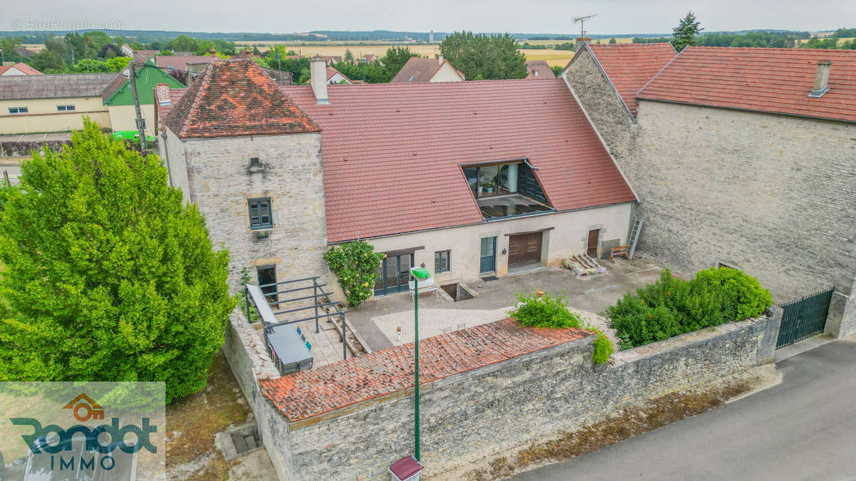 Maison à DIJON