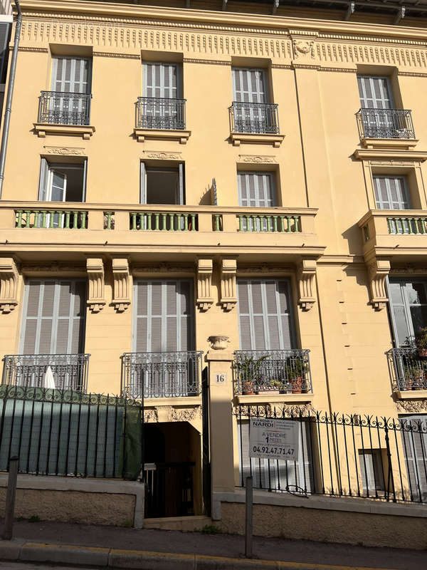 Appartement à NICE