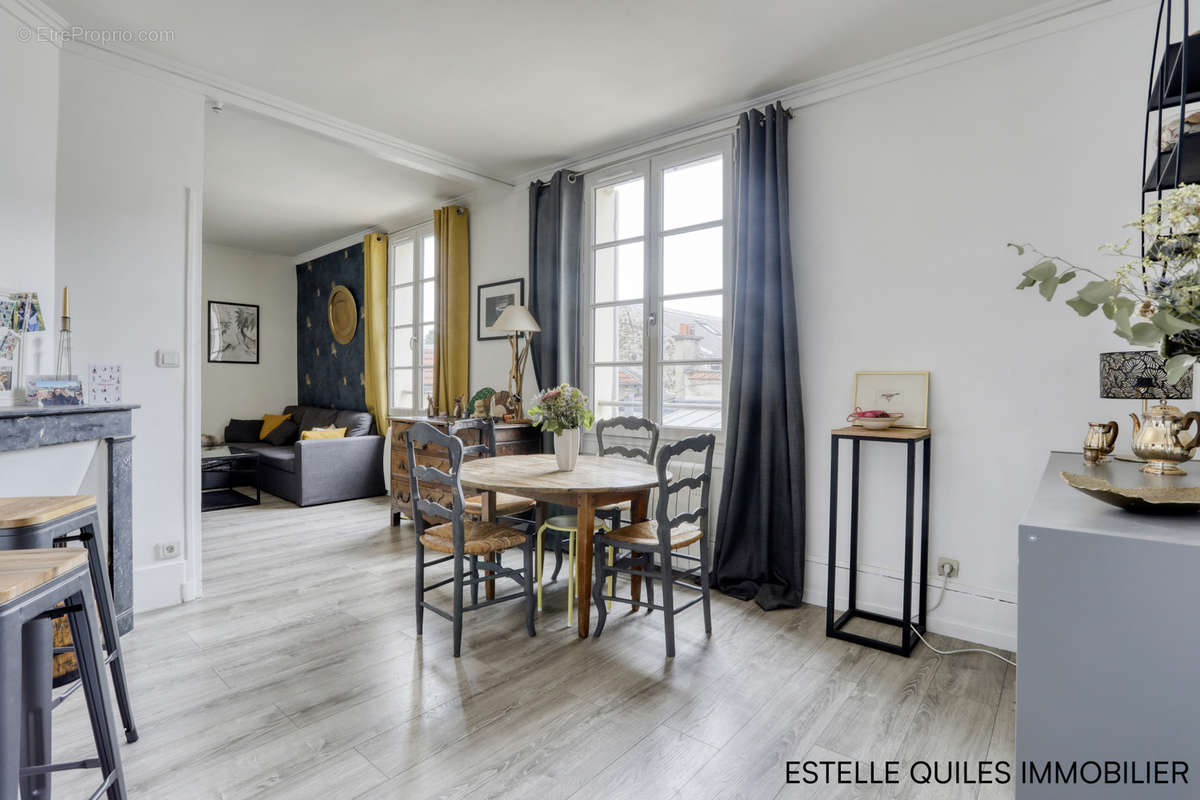 Appartement à VERSAILLES