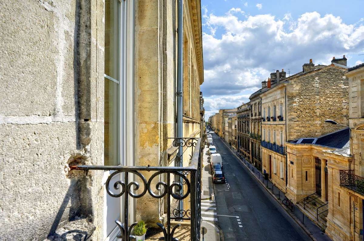 Appartement à BORDEAUX