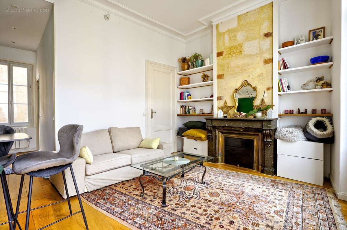 Appartement à BORDEAUX