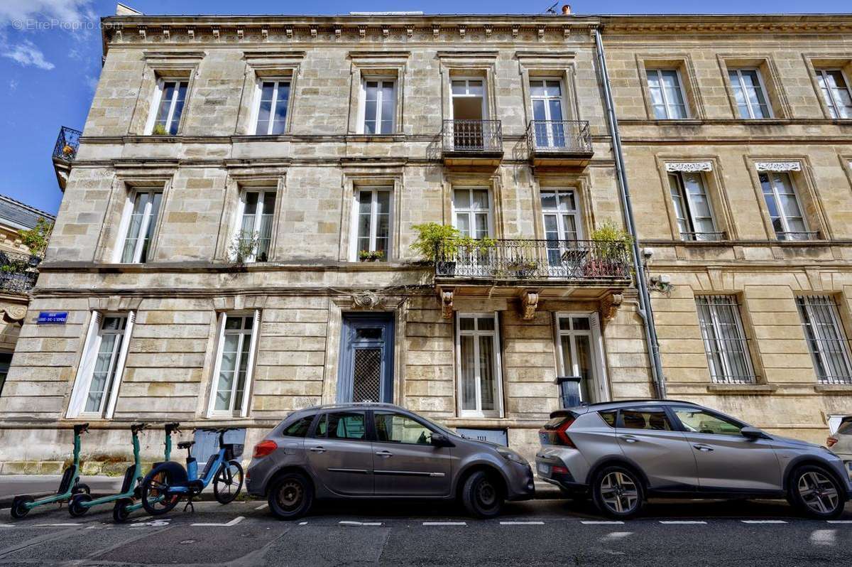 Appartement à BORDEAUX