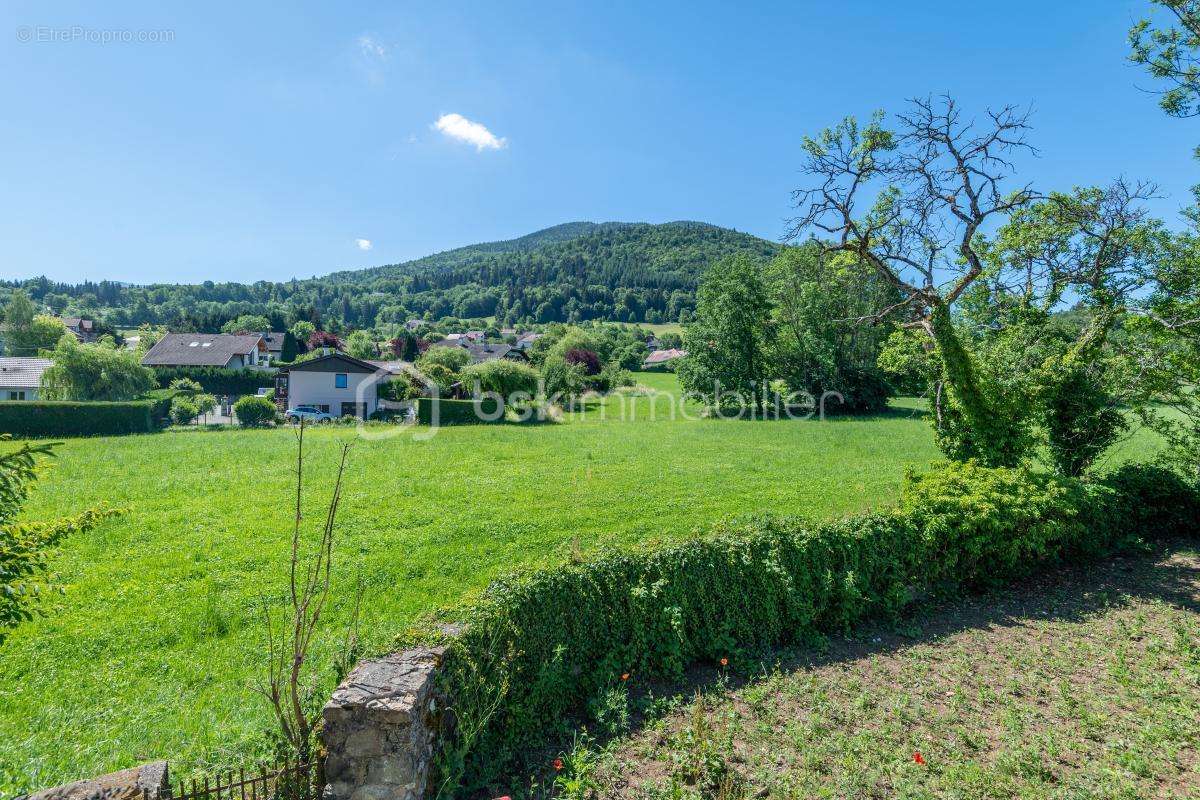 Appartement à ANNECY-LE-VIEUX