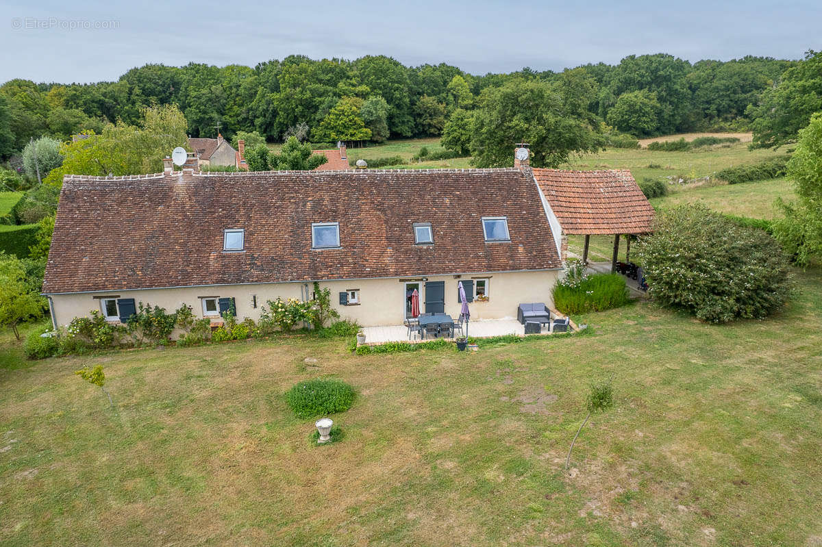 Maison à MERY-SUR-CHER