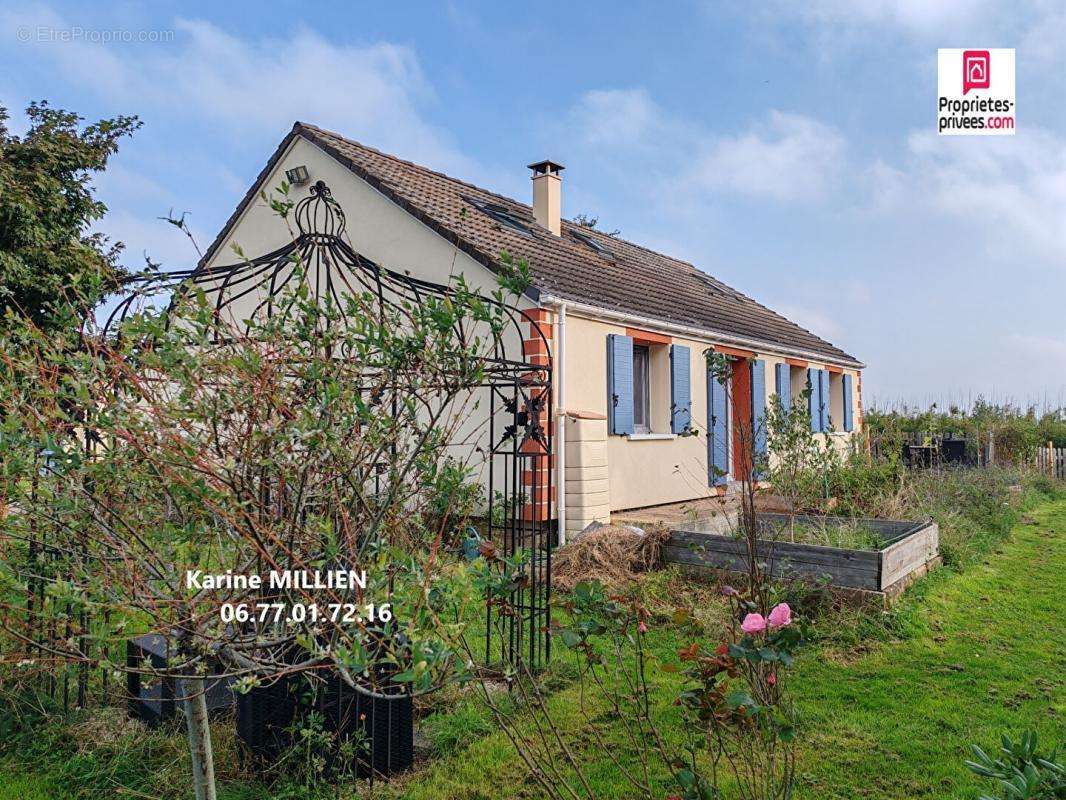 Maison à MESNIL-SUR-L&#039;ESTREE