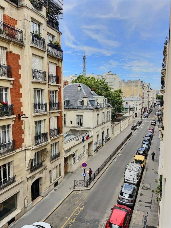 Appartement à PARIS-15E