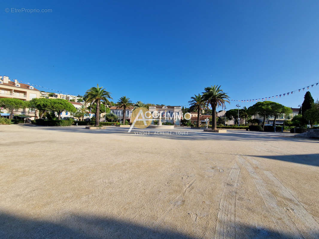 Appartement à SAINT-MANDRIER-SUR-MER