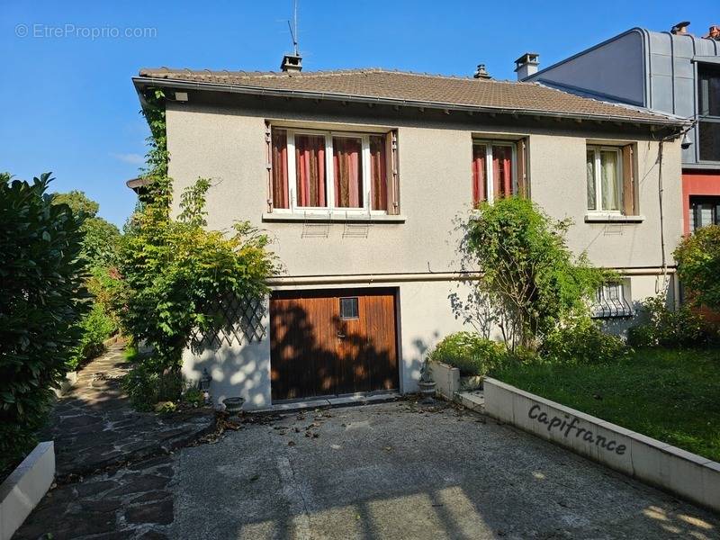 Maison à AULNAY-SOUS-BOIS