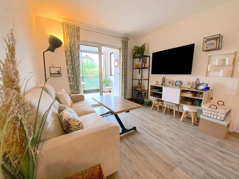 Appartement à MOUGINS