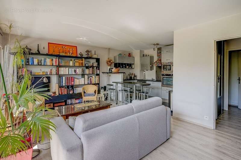 Appartement à RUEIL-MALMAISON