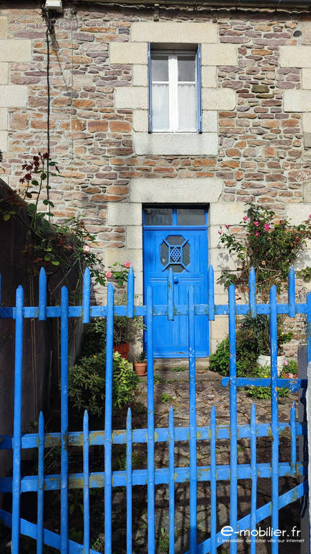 Maison à PLOUEZEC