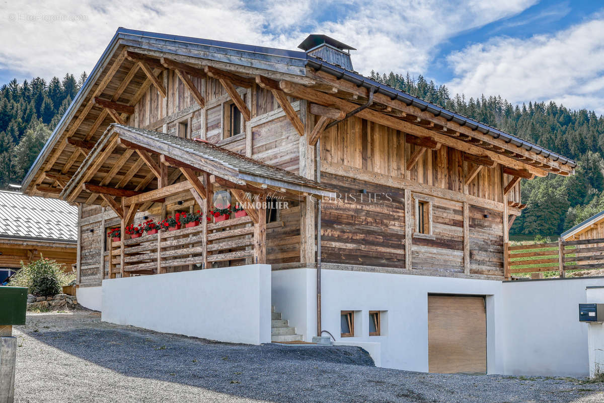 Maison à COMBLOUX