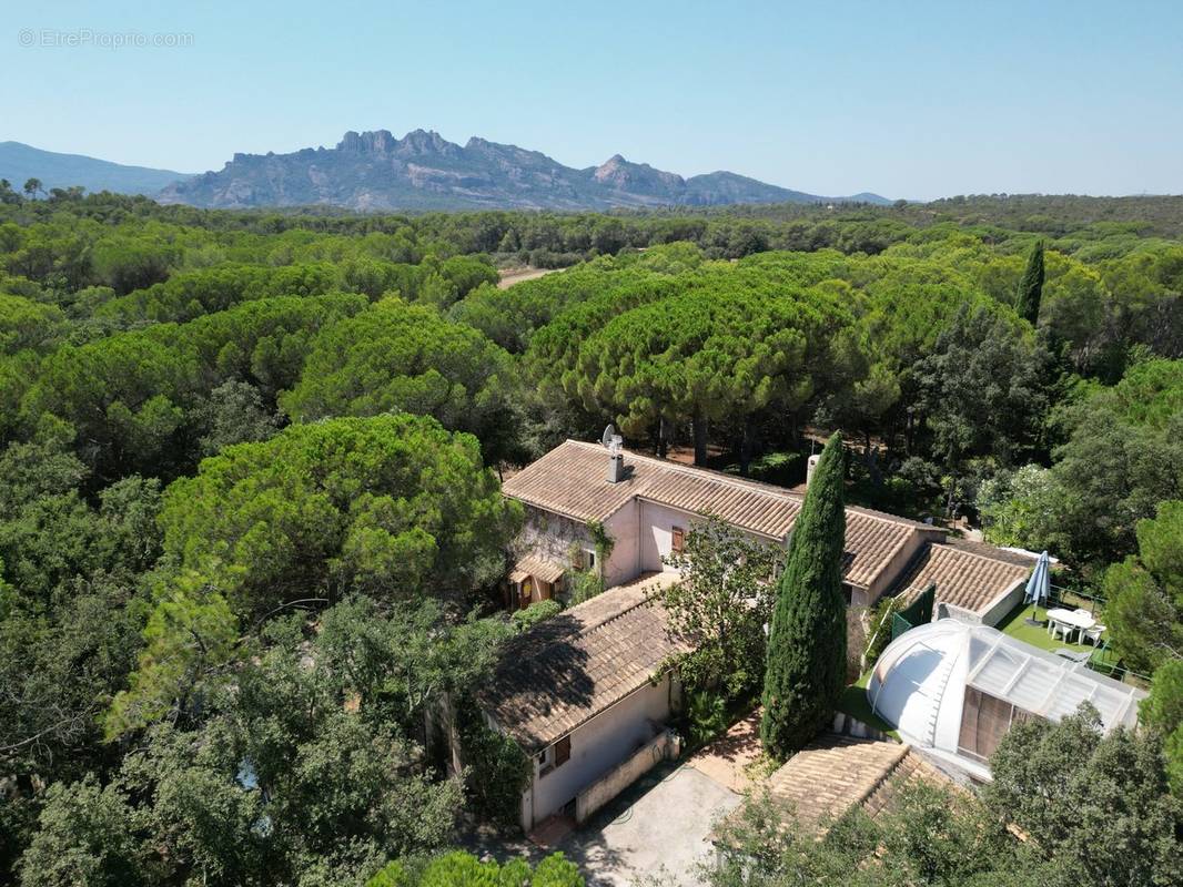 Maison à FREJUS