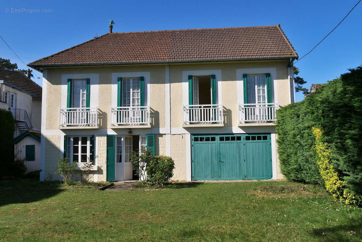 Maison à MERVILLE-FRANCEVILLE-PLAGE