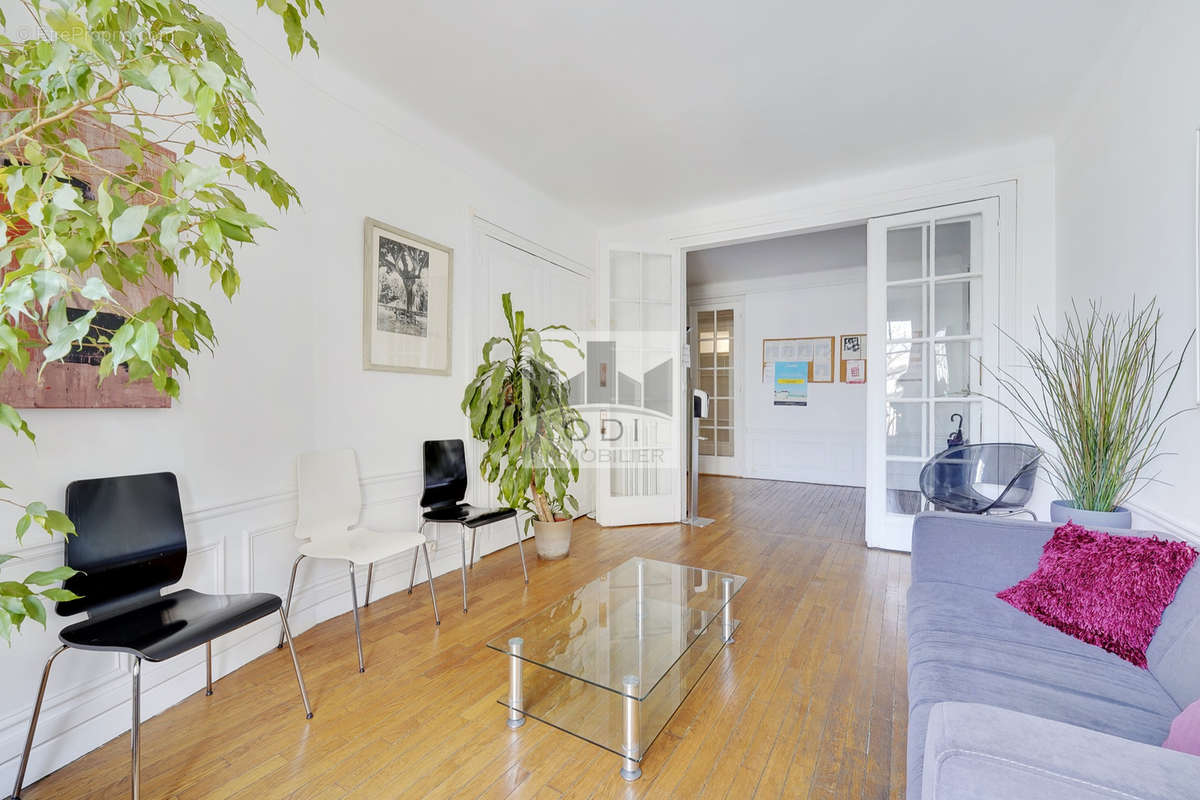 Appartement à PARIS-15E