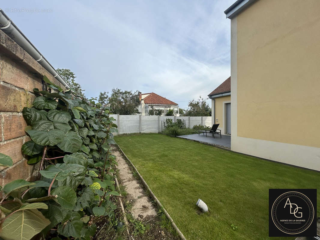 Maison à DOURDAN