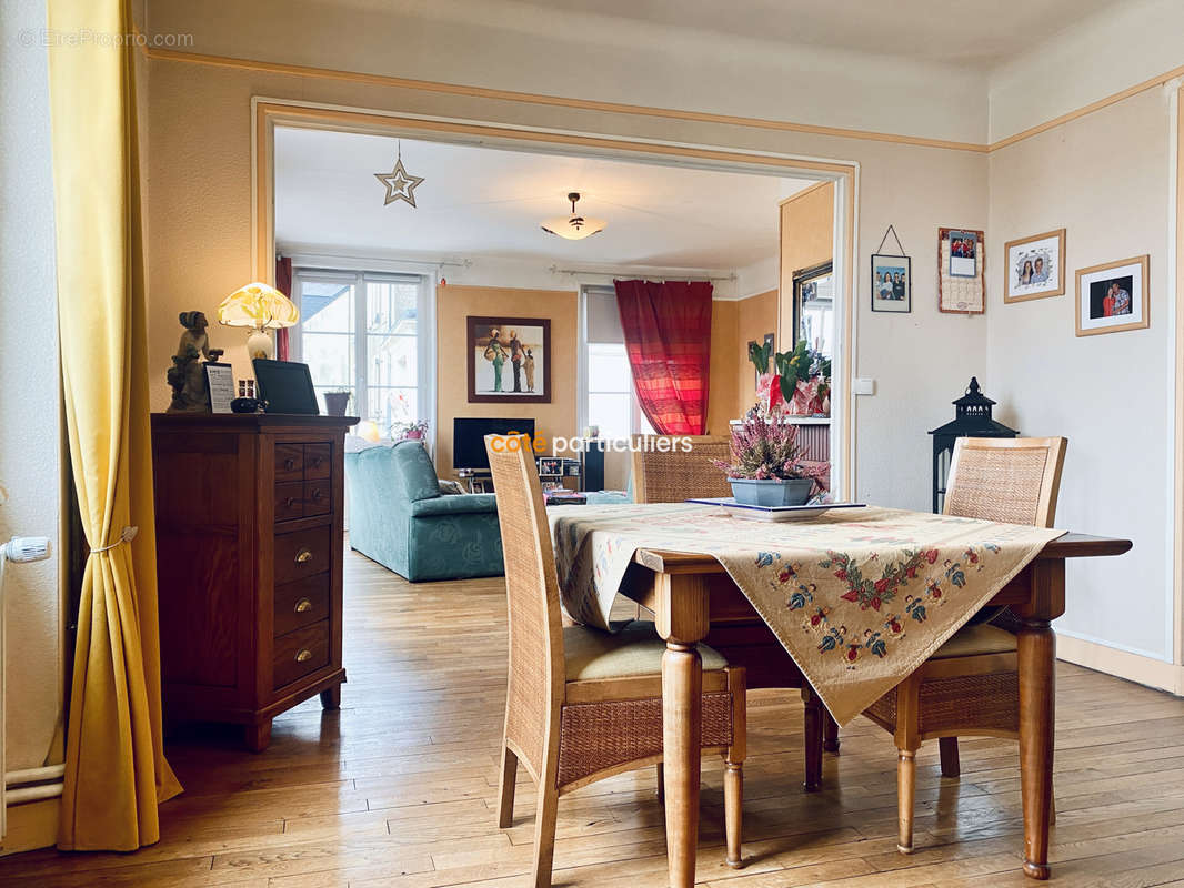 Appartement à MONTEBOURG