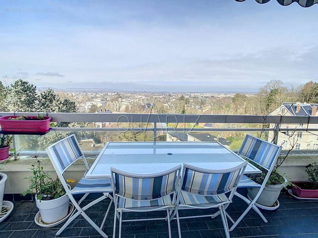 Appartement à VERSAILLES