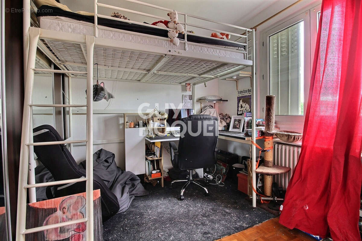 Appartement à BOURG-LA-REINE