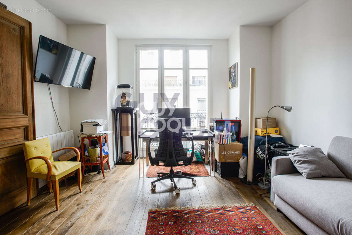 Appartement à PARIS-8E